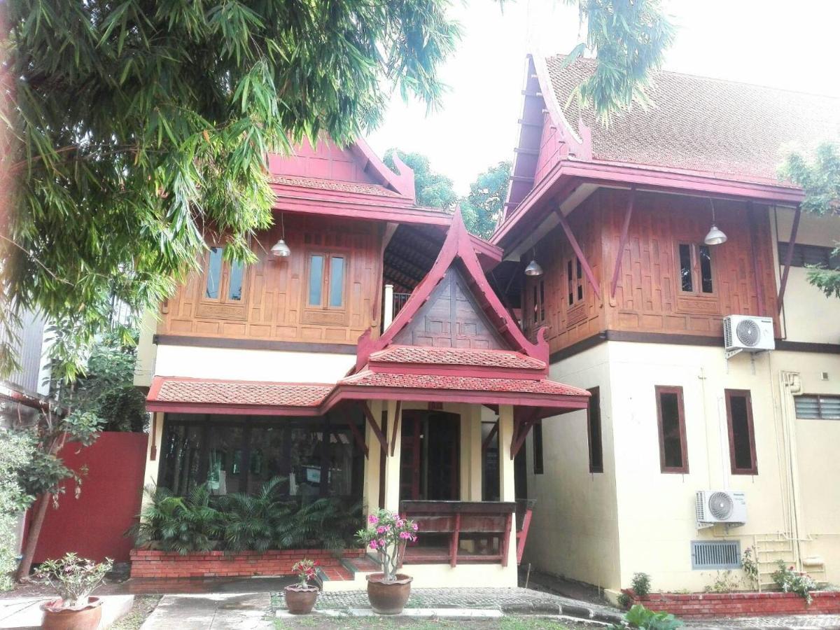 Frühstückspension Luang Chumni Village 2*