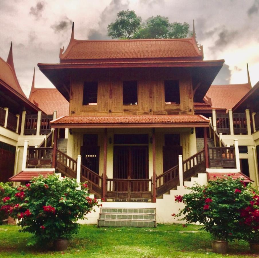 Luang Chumni Village Phra Nakhon Si Ayutthaya