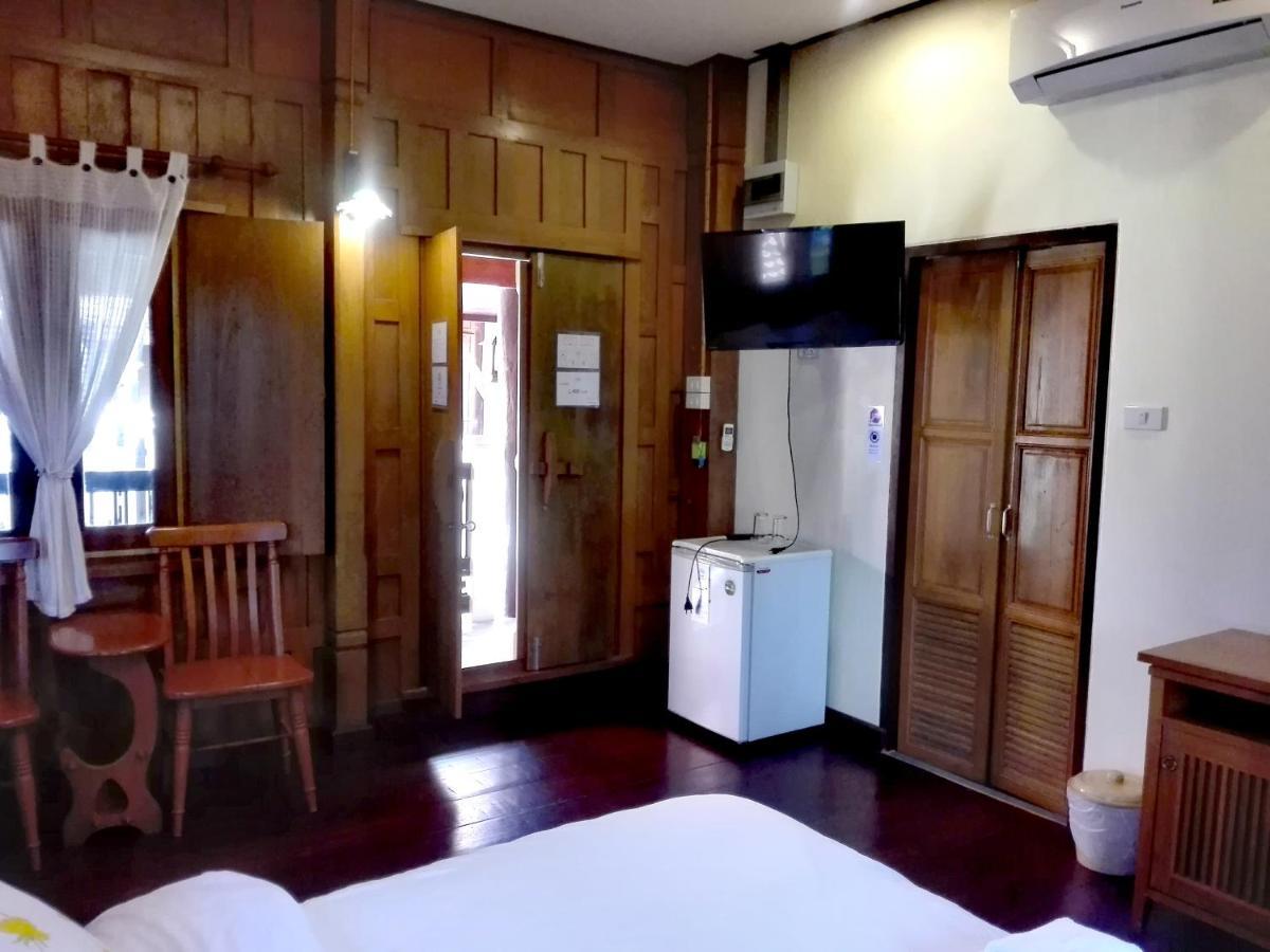 Luang Chumni Village Phra Nakhon Si Ayutthaya